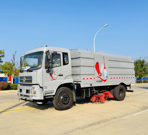 Cleaning Truck