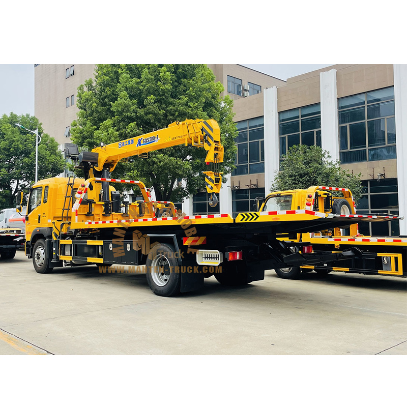 howo 6ton wrecker truck with 8ton crane