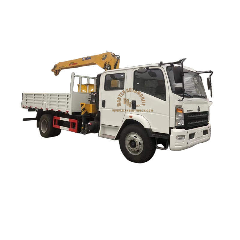 4tons Sinotruk HOWO 4x2 Truck With Crane