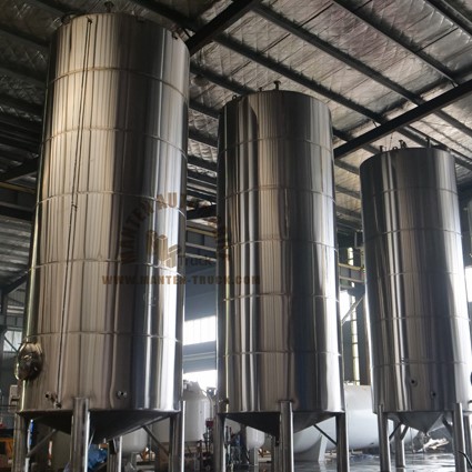 Various Specifications Of Vertical Liquid Tanks