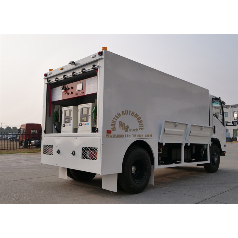 truck refueling