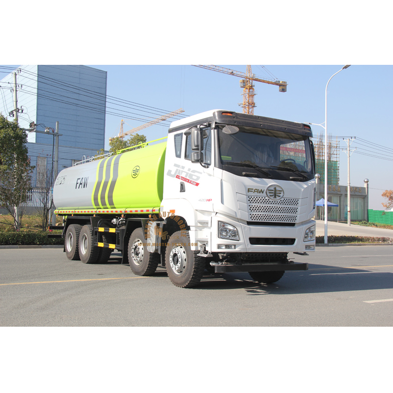 water sprinkler truck