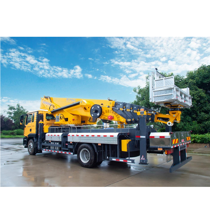 aerial lift bucket truck