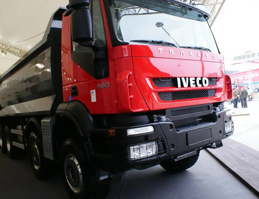 iveco trakker