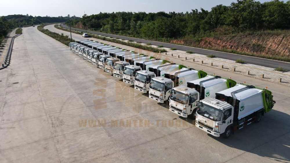 bulk-compression-garbage-trucks-exported-to-kyrgyzstan1.jpg