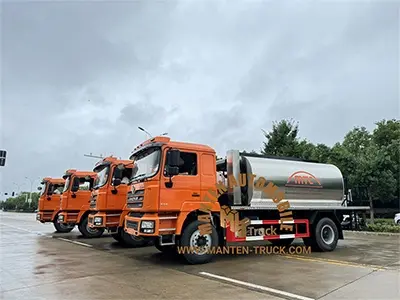 Record the Delivery of Shacman 12 m3 Asphalt Bitumen Sprayer Truck